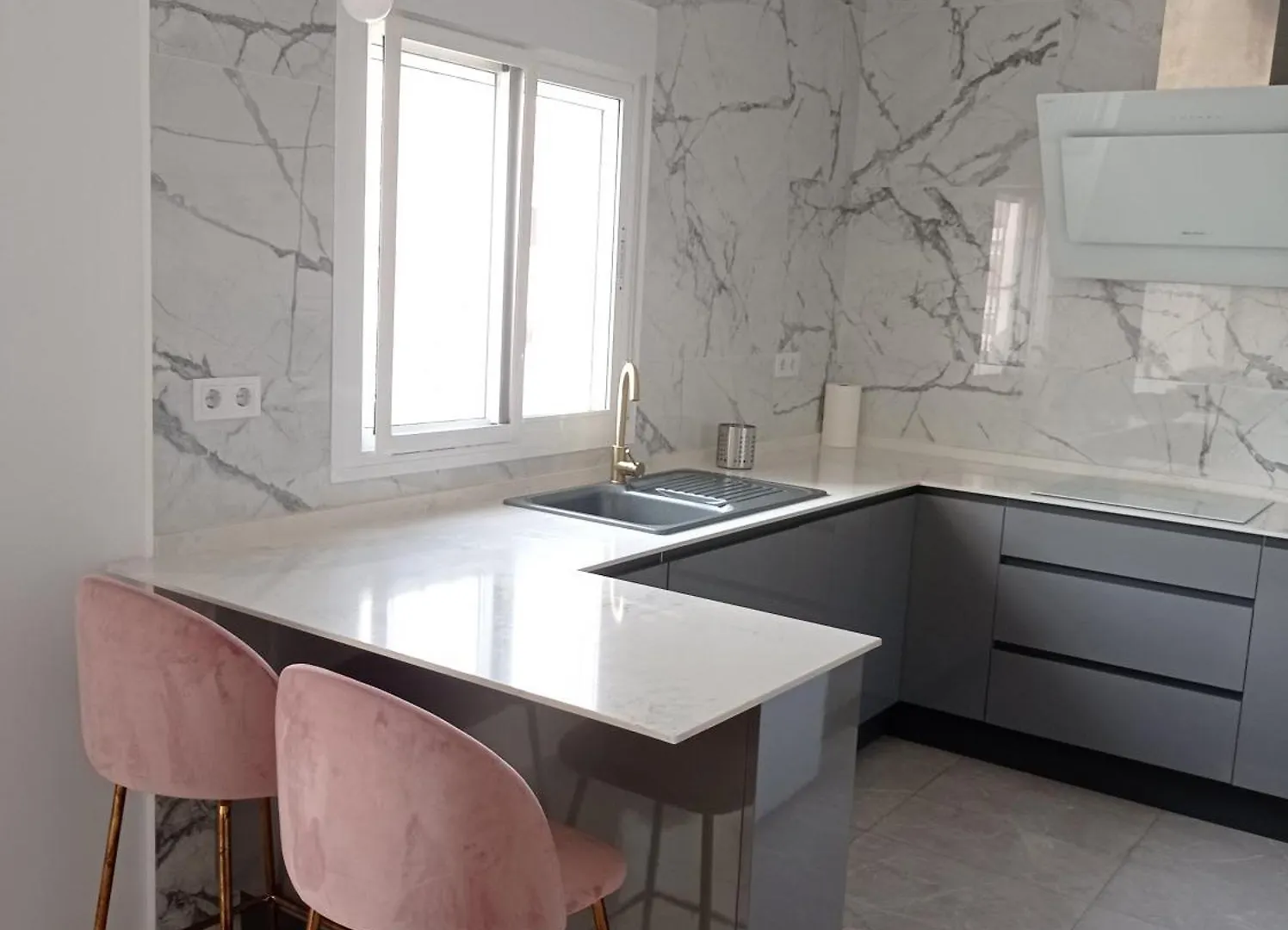 Vivienda Con Azotea Privada, Recien Reformada, Muy Cerca De La Playa Apartment Rota