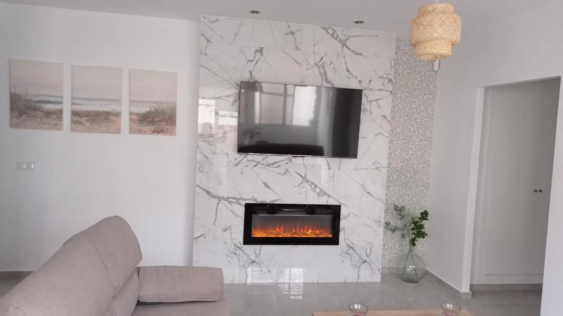 Vivienda Con Azotea Privada, Recien Reformada, Muy Cerca De La Playa location